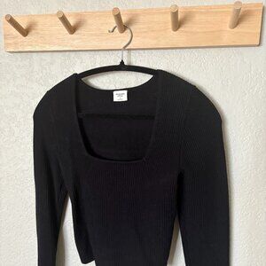 LIKE NEW Abercrombie & Fitch Women's Square Neck Ribbed Long Sleeve Shirt (Top)